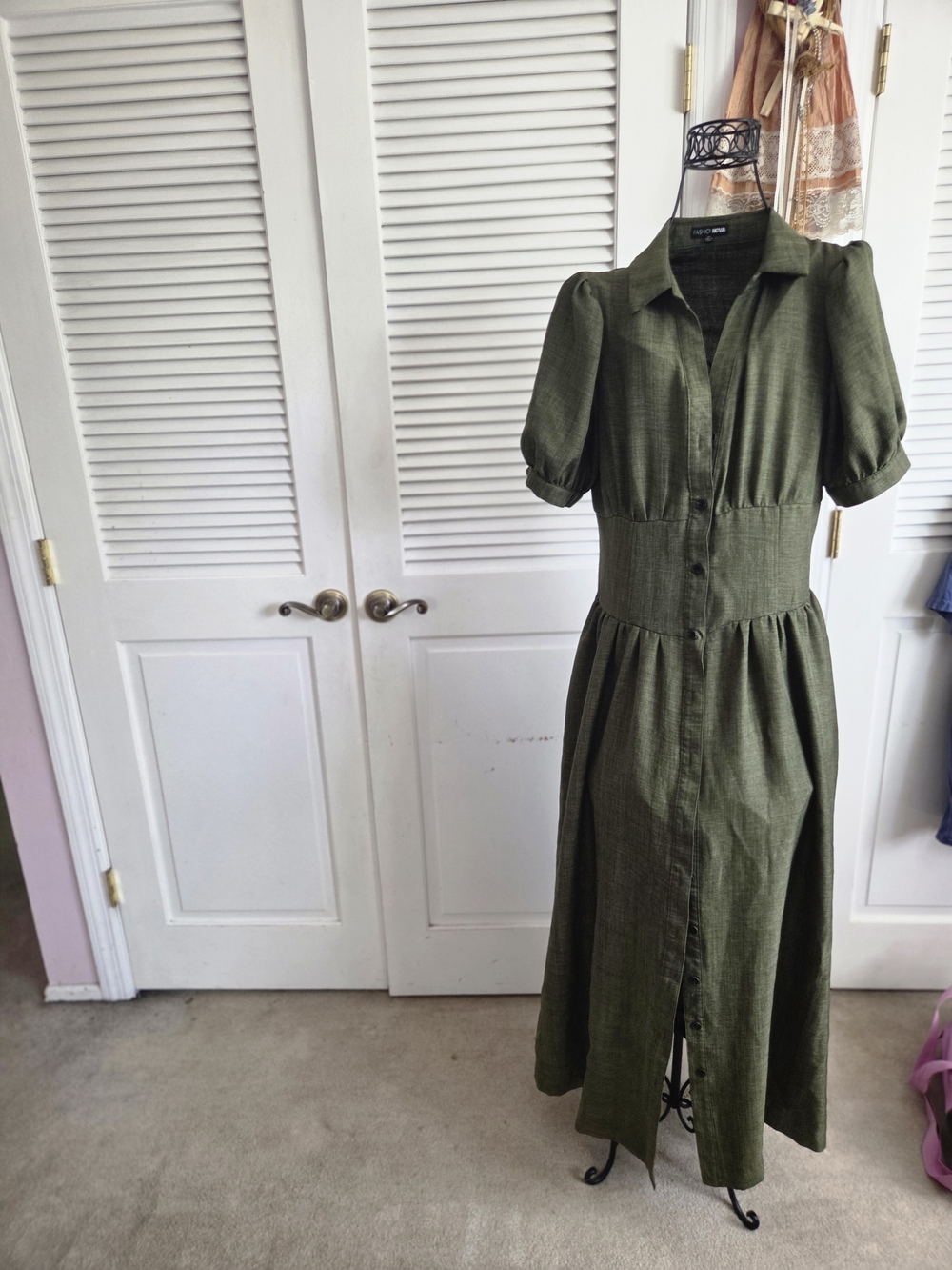 Olive Green Button-Front Midi Dress with Puff Sleeves